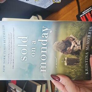 ⭐️3/$12⭐️ Sold on a Monday